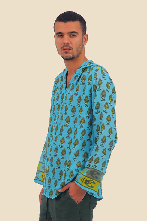 Shirt in printed cotton gauze with hoodie